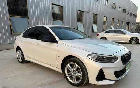 BMW 1 серия, 2022 год, 2 190 000 рублей, 4 фотография