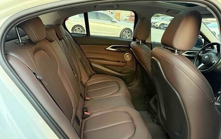 BMW 1 серия, 2022 год, 2 190 000 рублей, 13 фотография