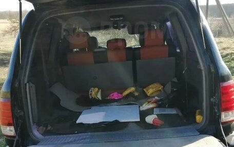 Toyota Land Cruiser 100 рестайлинг 2, 1998 год, 1 150 000 рублей, 2 фотография