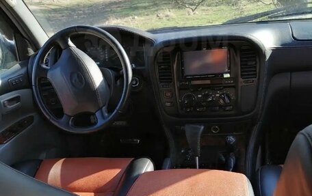 Toyota Land Cruiser 100 рестайлинг 2, 1998 год, 1 150 000 рублей, 3 фотография