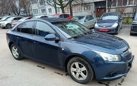 Chevrolet Cruze II, 2011 год, 630 000 рублей, 3 фотография