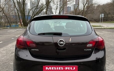 Opel Astra J, 2013 год, 790 000 рублей, 9 фотография