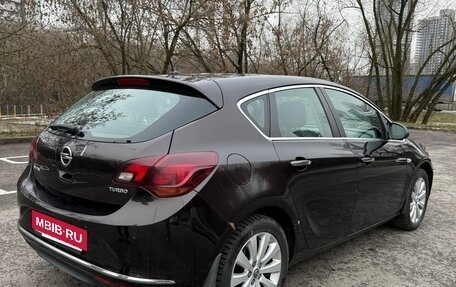 Opel Astra J, 2013 год, 790 000 рублей, 16 фотография