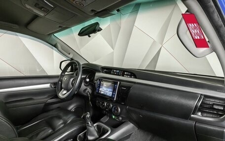 Toyota Hilux VIII, 2018 год, 3 593 000 рублей, 9 фотография