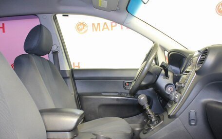 KIA Carens III (RP), 2011 год, 688 000 рублей, 10 фотография