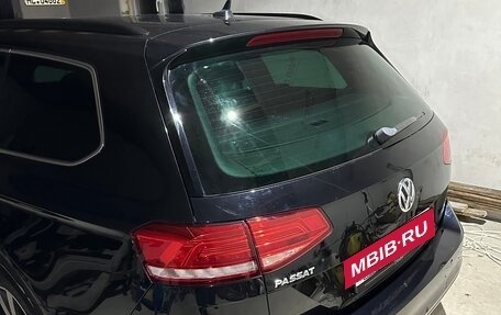 Volkswagen Passat B8 рестайлинг, 2019 год, 2 400 000 рублей, 5 фотография