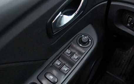 Renault Kaptur I рестайлинг, 2018 год, 1 247 000 рублей, 8 фотография