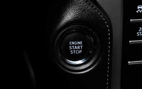 Toyota Land Cruiser Prado 150 рестайлинг 2, 2017 год, 4 554 000 рублей, 11 фотография