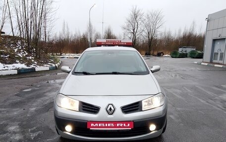 Renault Megane II, 2006 год, 450 000 рублей, 3 фотография
