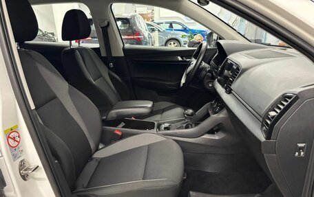 Skoda Karoq I, 2021 год, 1 999 000 рублей, 12 фотография