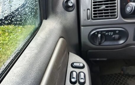 Ford Explorer III, 2003 год, 600 000 рублей, 5 фотография