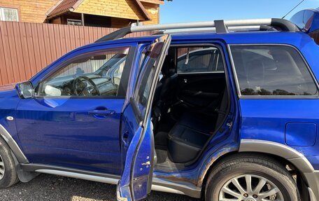 Mitsubishi Outlander III рестайлинг 3, 2004 год, 420 000 рублей, 3 фотография