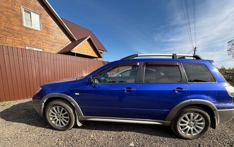 Mitsubishi Outlander III рестайлинг 3, 2004 год, 420 000 рублей, 10 фотография