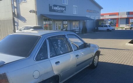 Opel Kadett E рестайлинг, 1986 год, 120 000 рублей, 2 фотография