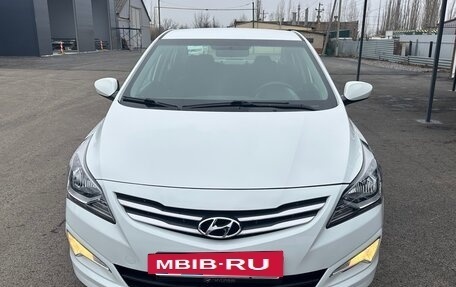 Hyundai Solaris II рестайлинг, 2016 год, 1 120 000 рублей, 12 фотография