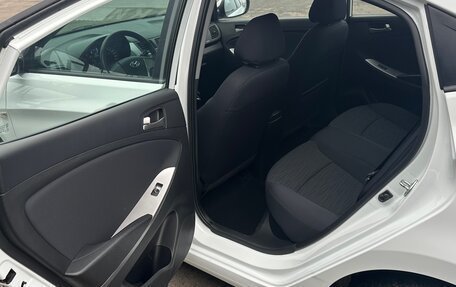 Hyundai Solaris II рестайлинг, 2016 год, 1 120 000 рублей, 19 фотография