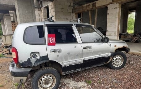 Chevrolet Niva I рестайлинг, 2004 год, 85 000 рублей, 7 фотография