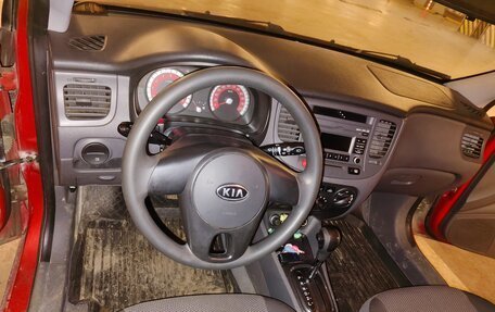KIA Rio II, 2011 год, 750 000 рублей, 7 фотография