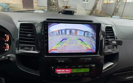 Toyota Hilux VII, 2014 год, 2 700 000 рублей, 14 фотография