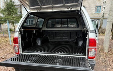 Toyota Hilux VII, 2014 год, 2 700 000 рублей, 25 фотография