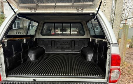 Toyota Hilux VII, 2014 год, 2 700 000 рублей, 26 фотография