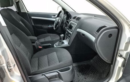 Skoda Octavia, 2011 год, 680 000 рублей, 13 фотография