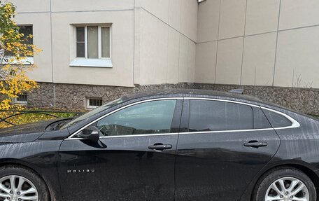 Chevrolet Malibu IX, 2017 год, 1 499 000 рублей, 13 фотография