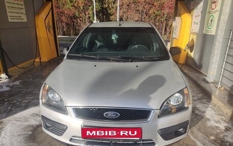 Ford Focus II рестайлинг, 2005 год, 440 000 рублей, 2 фотография
