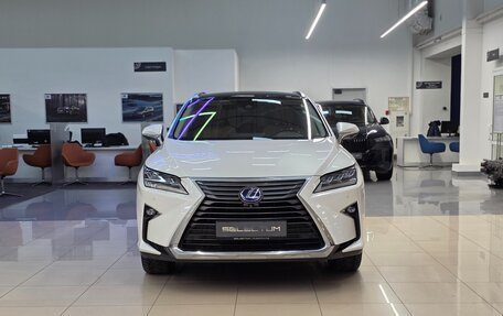 Lexus RX IV рестайлинг, 2018 год, 3 990 000 рублей, 2 фотография