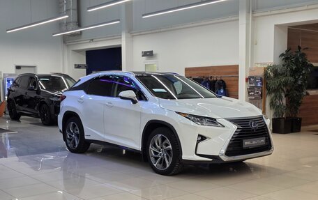 Lexus RX IV рестайлинг, 2018 год, 3 990 000 рублей, 3 фотография