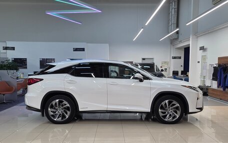 Lexus RX IV рестайлинг, 2018 год, 3 990 000 рублей, 10 фотография