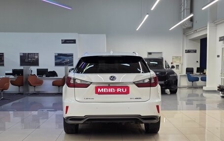 Lexus RX IV рестайлинг, 2018 год, 3 990 000 рублей, 8 фотография