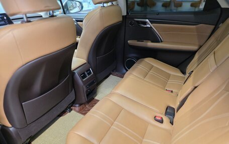 Lexus RX IV рестайлинг, 2018 год, 3 990 000 рублей, 28 фотография