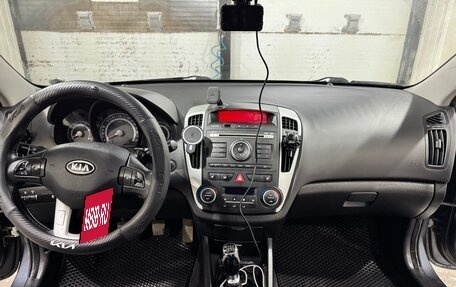 KIA cee'd I рестайлинг, 2011 год, 635 000 рублей, 7 фотография