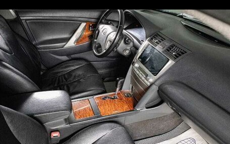 Toyota Camry, 2008 год, 1 070 000 рублей, 2 фотография