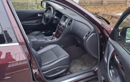 Infiniti QX50 I рестайлинг, 2015 год, 1 920 000 рублей, 11 фотография