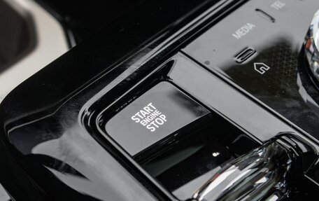 BMW 5 серия, 2025 год, 6 950 000 рублей, 16 фотография