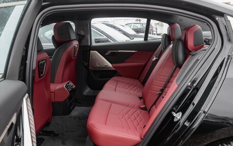 BMW 5 серия, 2025 год, 6 950 000 рублей, 17 фотография