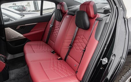 BMW 5 серия, 2025 год, 6 950 000 рублей, 21 фотография