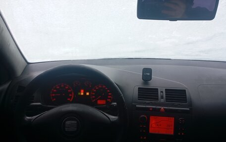 SEAT Ibiza II, 2001 год, 100 000 рублей, 10 фотография