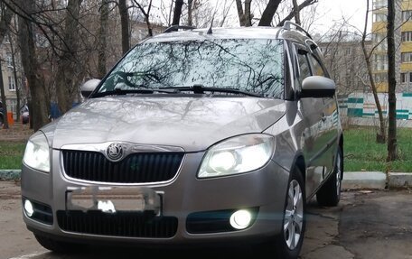 Skoda Roomster, 2008 год, 550 000 рублей, 1 фотография