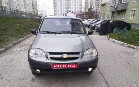 Chevrolet Niva I рестайлинг, 2013 год, 499 000 рублей, 1 фотография