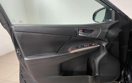 Toyota Camry, 2017 год, 2 390 000 рублей, 18 фотография