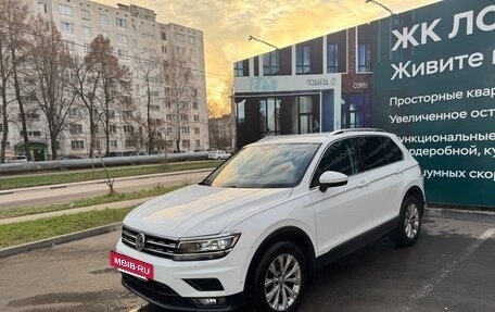 Volkswagen Tiguan II, 2017 год, 2 175 000 рублей, 3 фотография