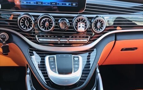 Mercedes-Benz V-Класс, 2024 год, 8 600 000 рублей, 11 фотография