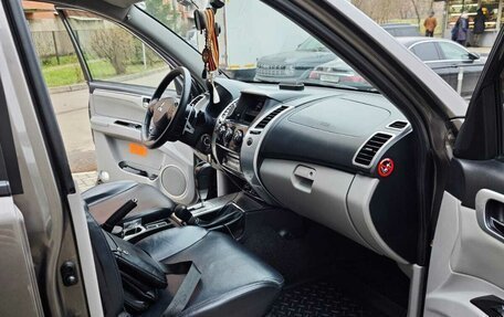 Mitsubishi Pajero Sport II рестайлинг, 2010 год, 1 350 000 рублей, 7 фотография