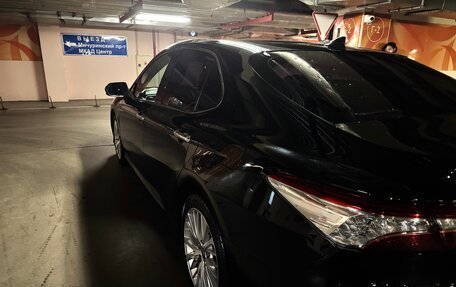 Toyota Camry, 2020 год, 3 300 000 рублей, 7 фотография