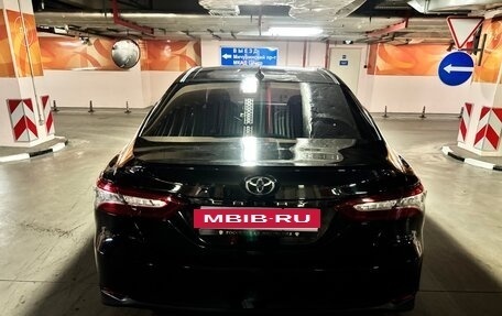 Toyota Camry, 2020 год, 3 300 000 рублей, 5 фотография