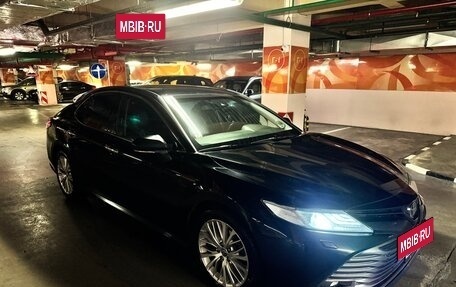 Toyota Camry, 2020 год, 3 300 000 рублей, 3 фотография