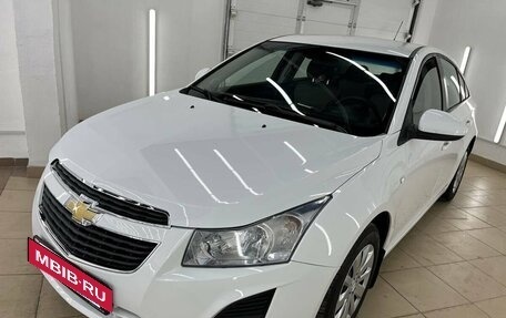 Chevrolet Cruze II, 2013 год, 897 000 рублей, 2 фотография